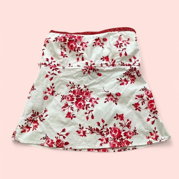 Vintage Charlotte Russe white and red lace trim bust strapless top with back tie - Picture 1 of 4